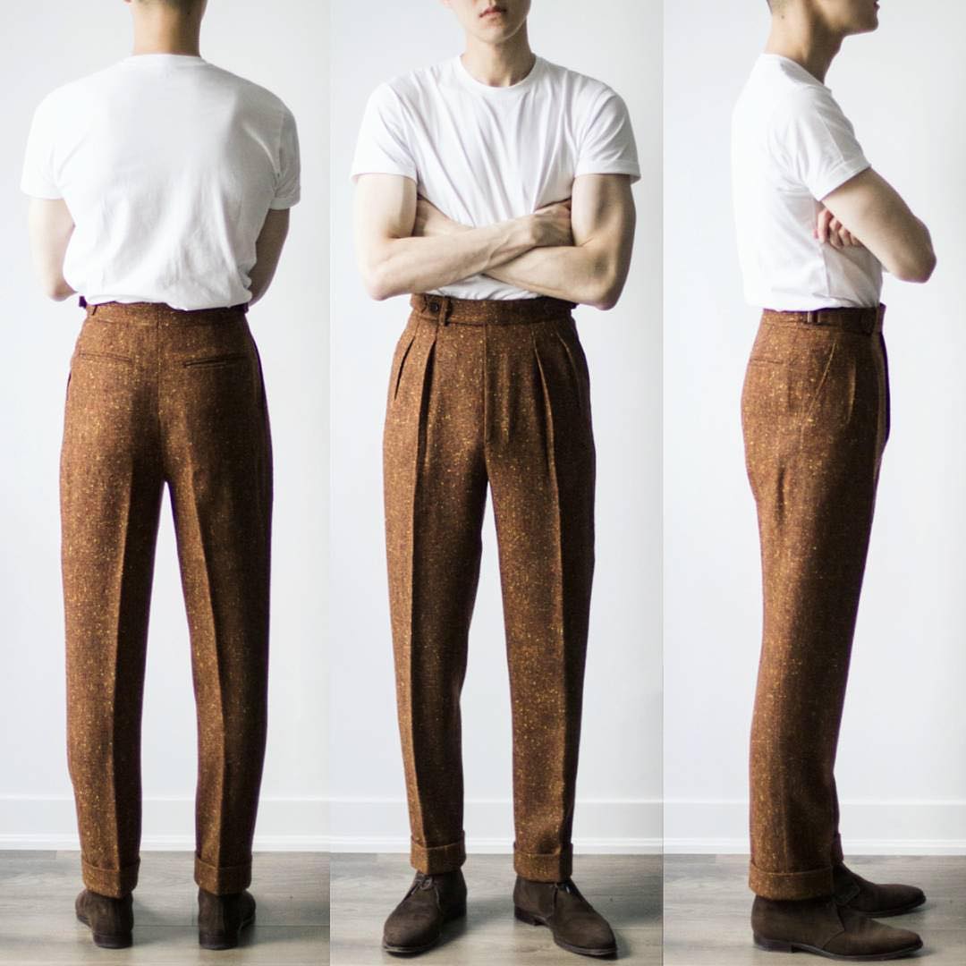 Pantalon homme ajusté en bas