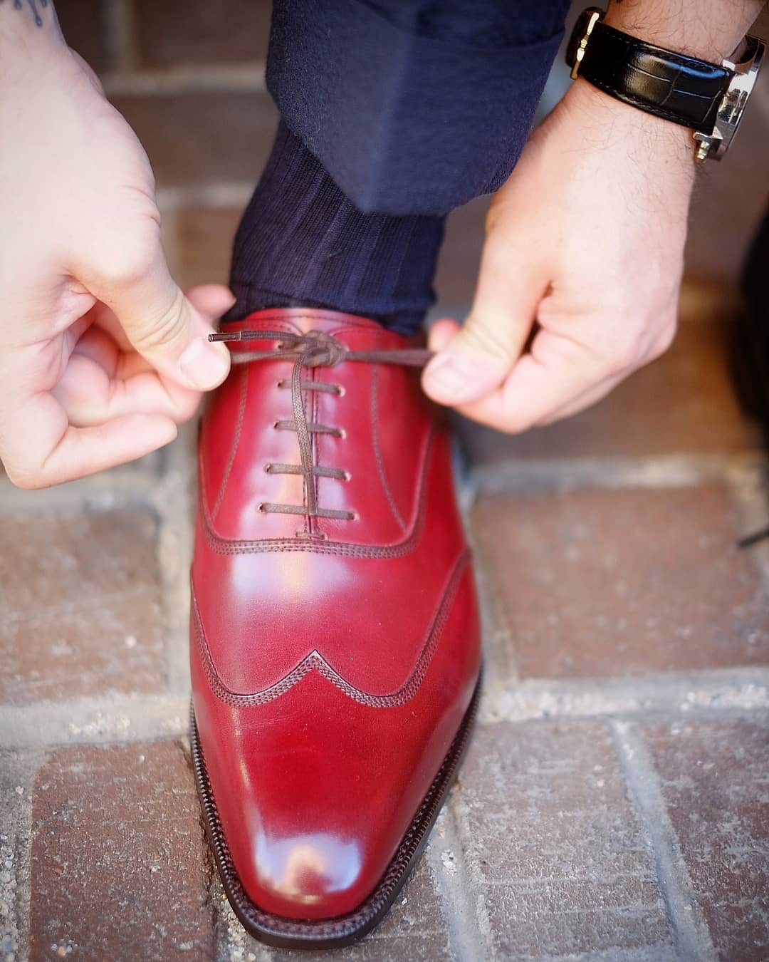 Une paire de richelieu parfaitement adaptée aux pieds du porteur. (Source : Theshoesnobblog)