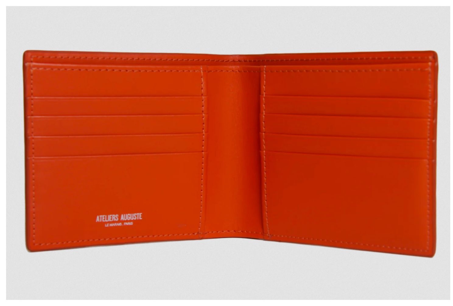 Un portefeuille d’entrée de gamme qui coûte environ 100€ (Source: Atelier Auguste)